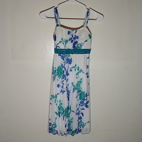 Girls Speechless floral dress with lining . Size 14 - Picture 1 of 9